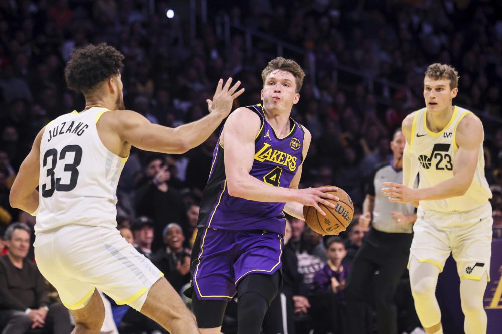 本赛季表现 本赛季表现